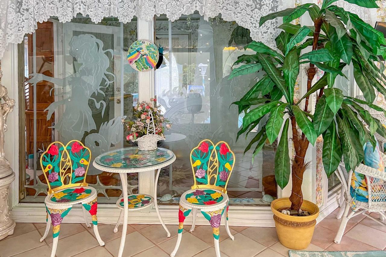 Pams Mermaid House With Riverfront Yard And Lanai! Apartment Weeki Wachee Luaran gambar