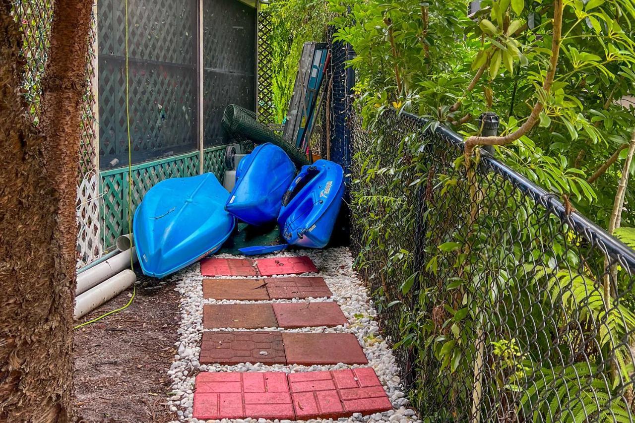 Pams Mermaid House With Riverfront Yard And Lanai! Apartment Weeki Wachee Luaran gambar